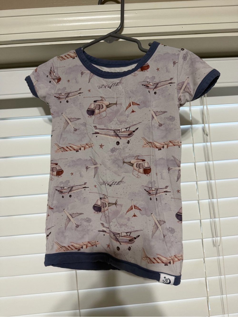 Airplane Print Pajamas: Short Sleeve Tee & Shorts for Toddler Boy